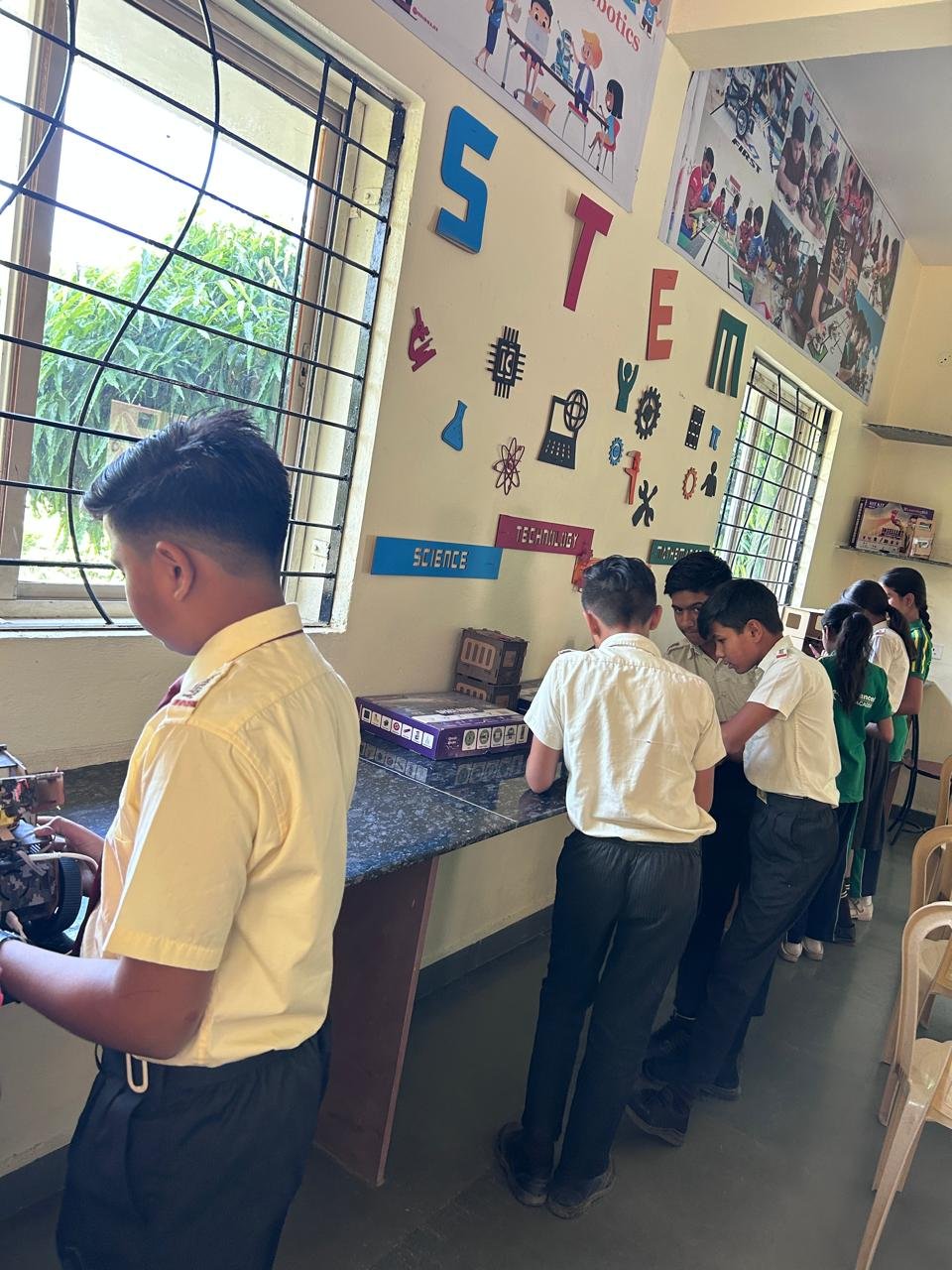 ROBOTICS-LAB